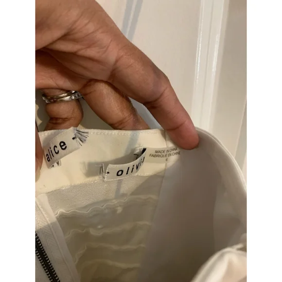 Women's Alice & Olivia Faux Leather Jumpsuit Size 6 White - Picture 10 of 10